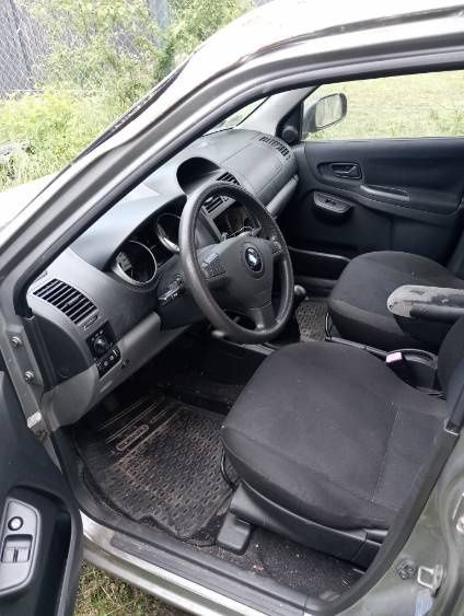 Subaru G3X samochód osobowy