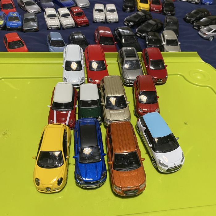 Miniatura 1:43 welly burago