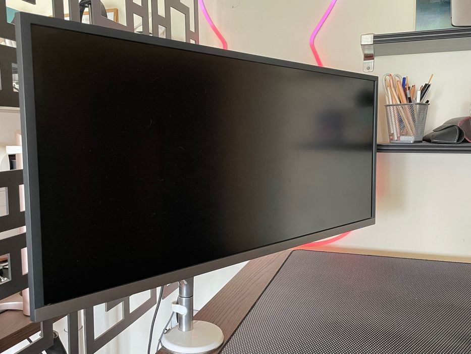 Samsung Ultra Wide Monitor - great condition
