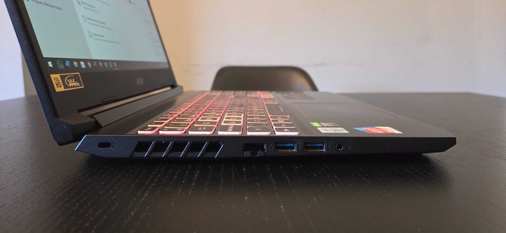 Portátil Gaming Acer Nitro 5 i7‑10750H RTX 2060 16GB RAM SSD 1TB Caixa
