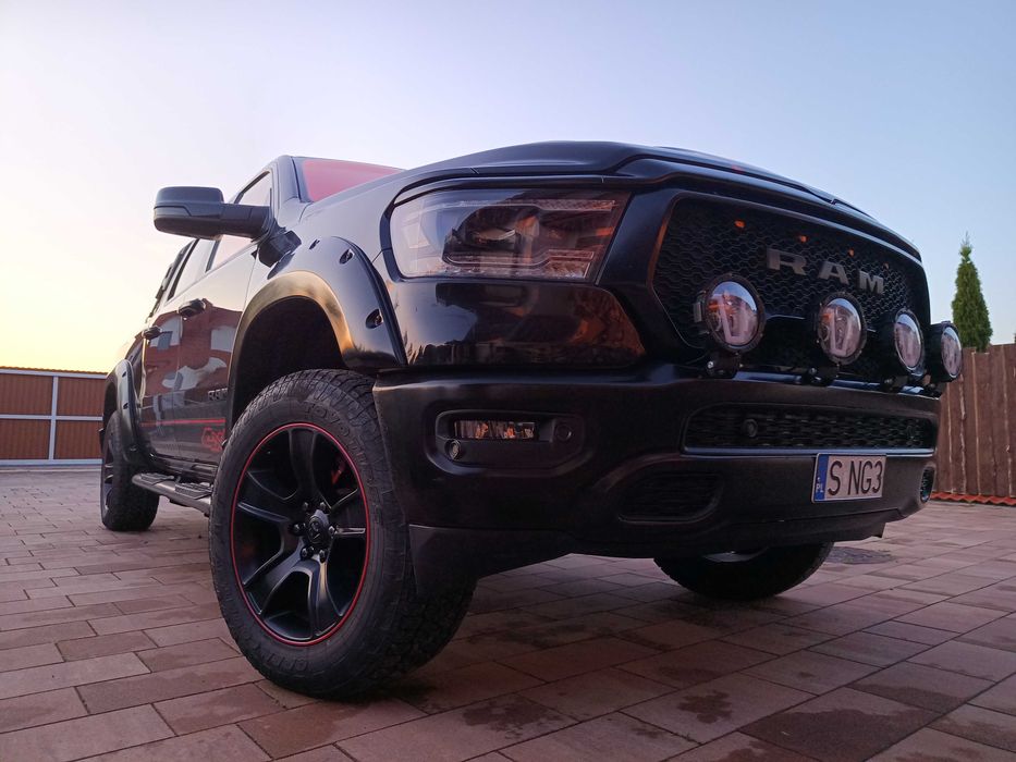 Dodge ram 2020 3.6 V6  LPG 4x4  zadbany