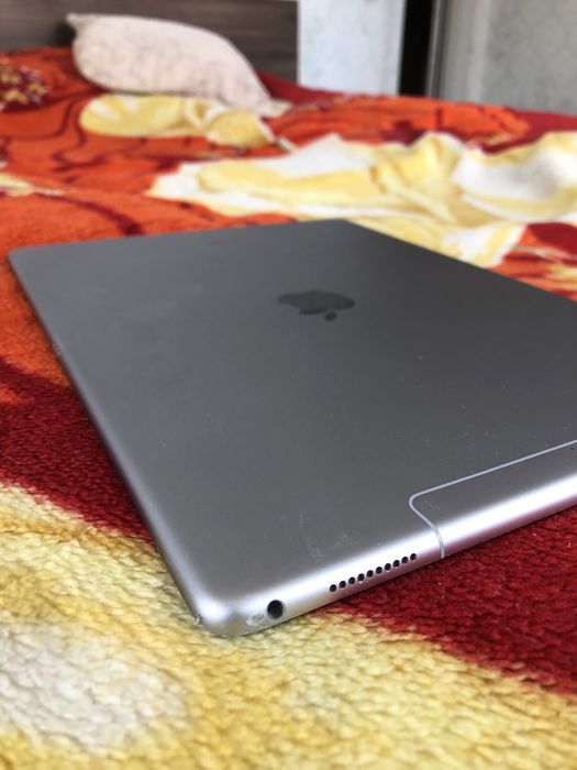 IPad Pro  12.9 2Gen 256 gb LTE
