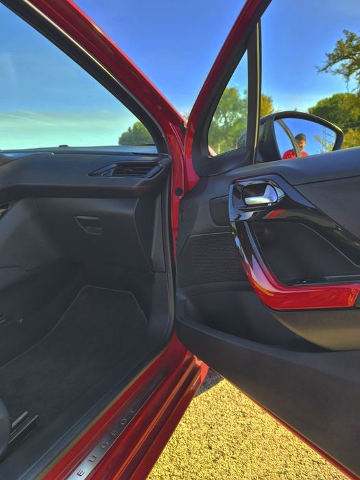 Peugeot 208 GTI Nacional – Full Extras – Histórico Completo