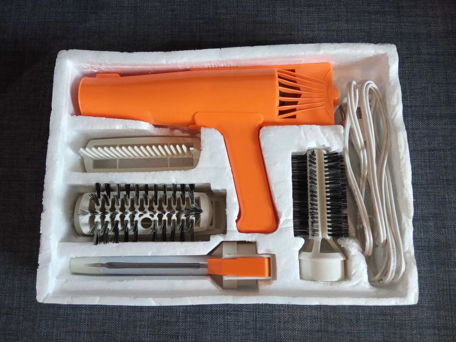 Secador de cabelo com acessórios anos 70