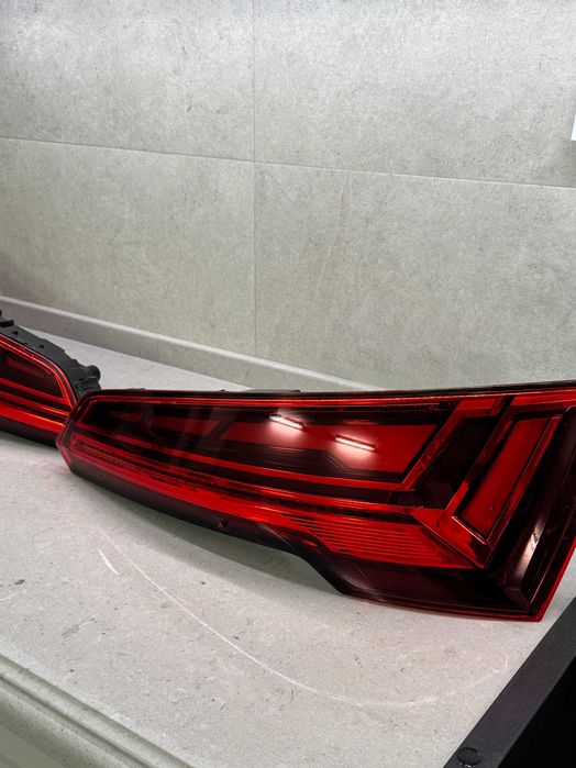 Задні фонарі б/у на Ауді Q5 80A рестайлінг Америка 2022р.