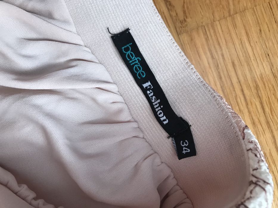 Продам спідницю