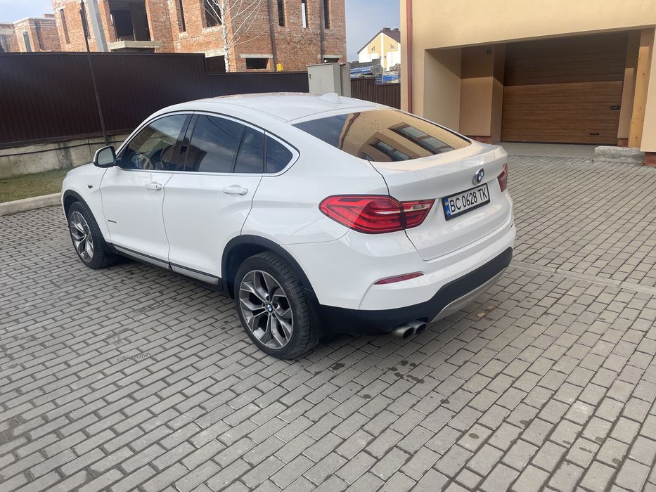 BMW X4 2.0 бензин