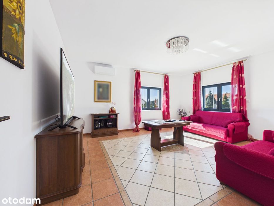Dom wolnostojący 153 m2 plus garaż 27m2