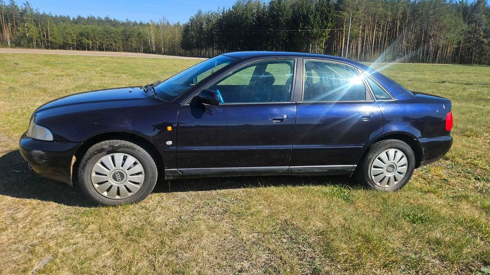 Samochod Audi A4