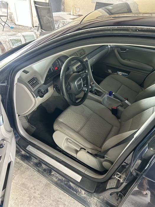 Продам ауді а4б7 2.0 дизель механі передній привід