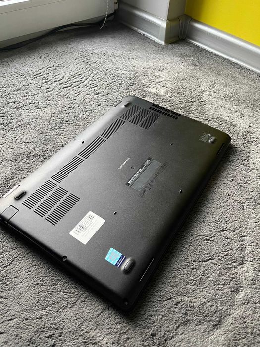 !!OKAZJA!! Mocny laptop DELL Latitude 5501 i7-9850H/32GB RAM/1TB SSD