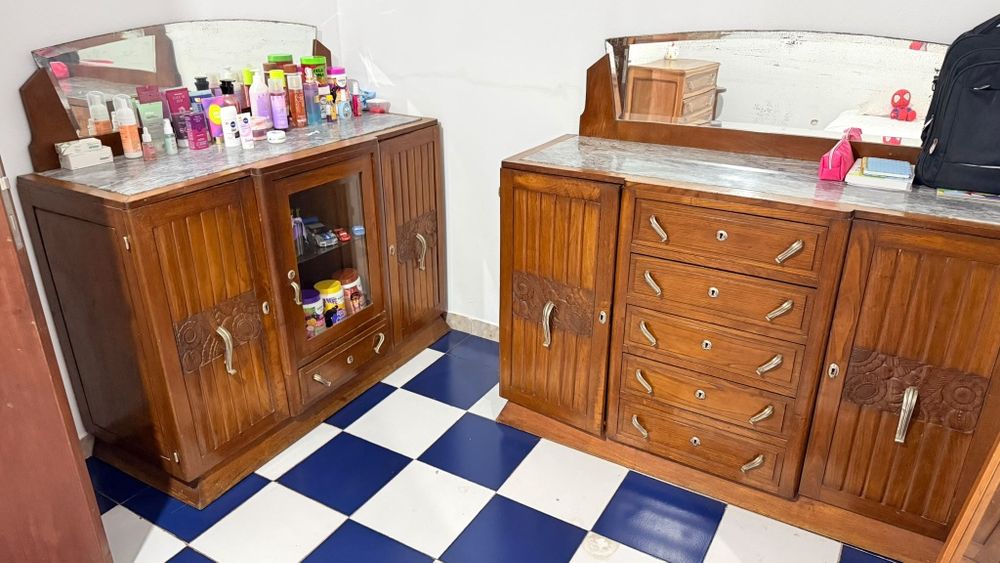 Vende-se em conjunto ou separado. 100 euros cada