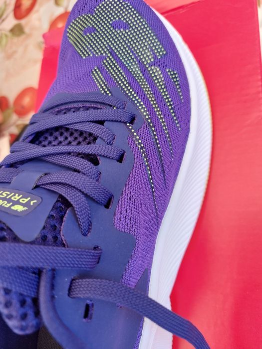 New Balance Fuelcell