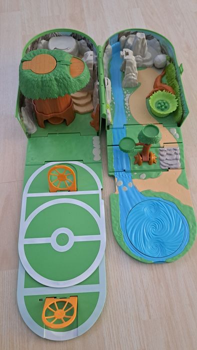 Pokémon Mochila Playset Mundo Transformávell