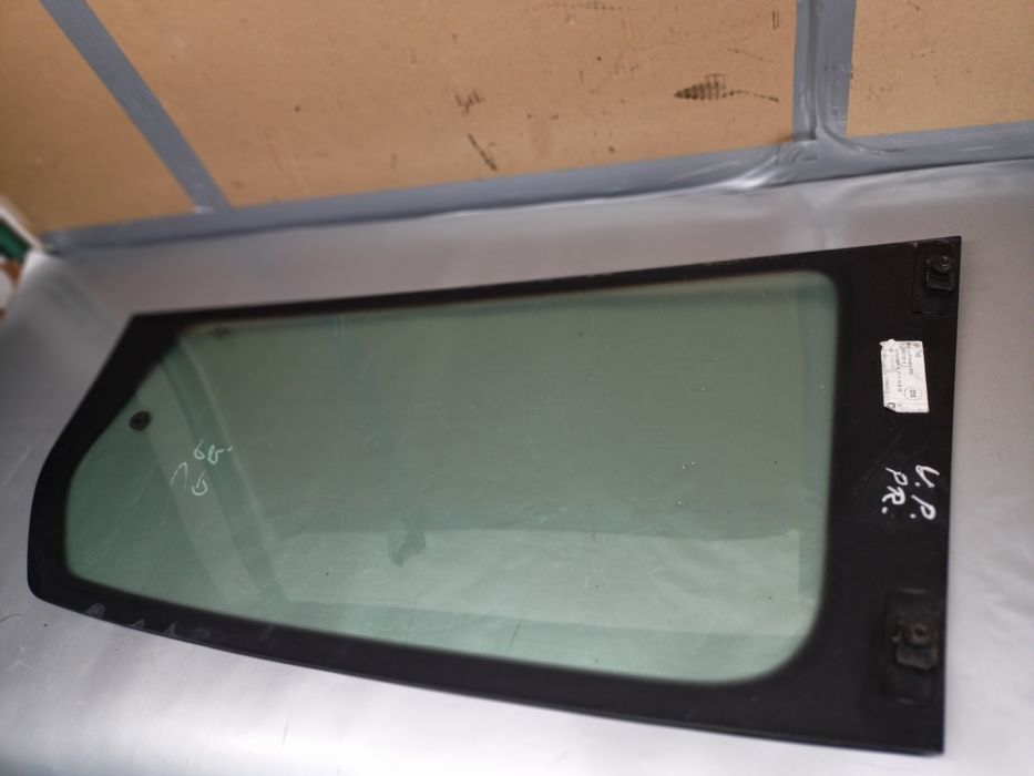 VW UP szyba drzwi tył prawy wersja 5 drzwi
