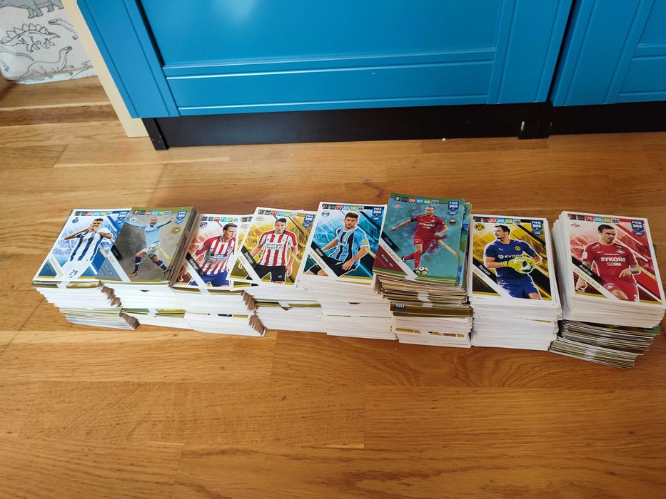 Karty Panini Fifa 365