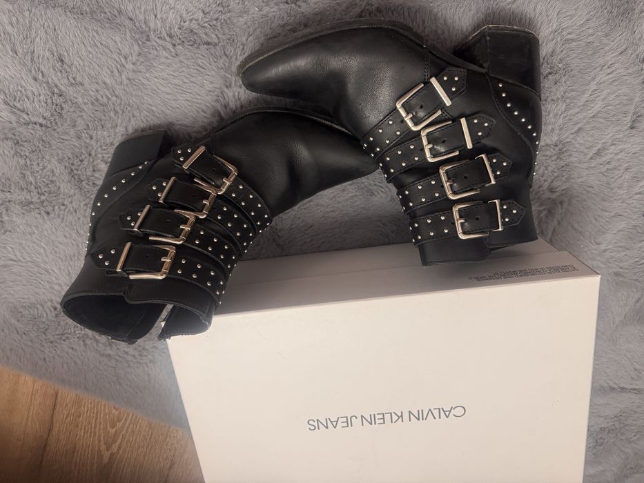 Botki skorzane  wojas kowbojki cwieki