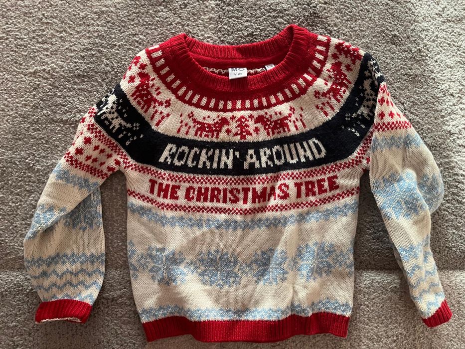 Vendo camisolas natal crianca (5, 6 e 7 e 8 anos)