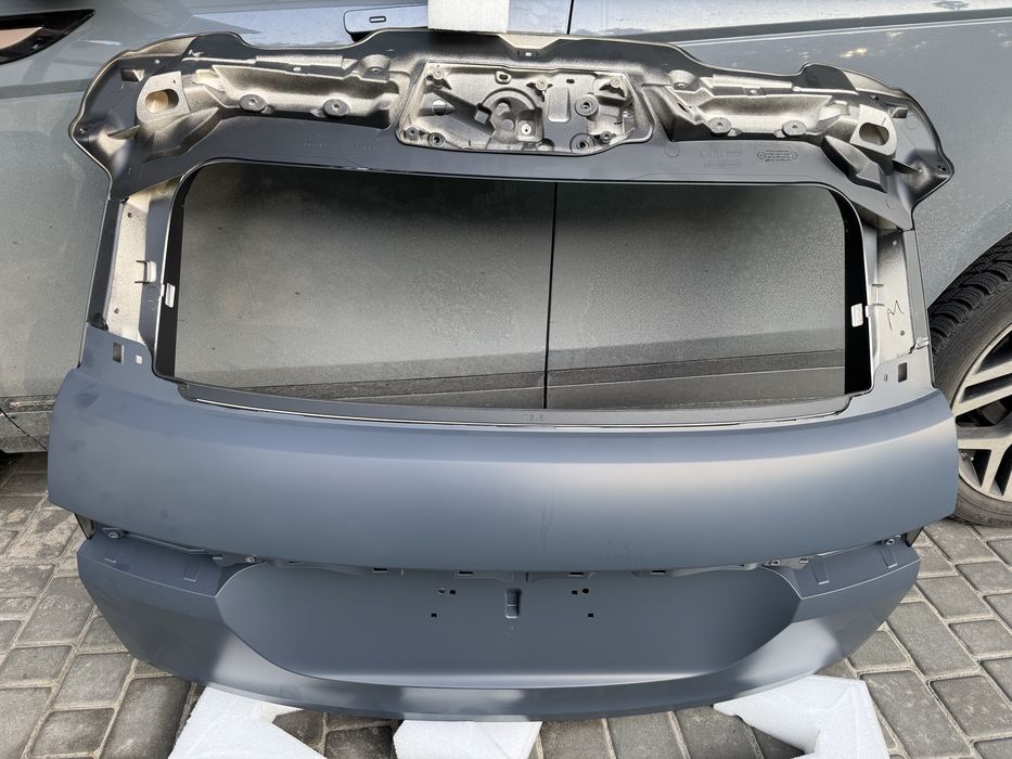 Кришка багажника, ляда Range Rover Evoque