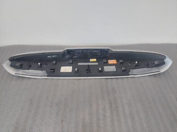 Spoiler / aileron da tampa da mala RENAULT Clio IV Grandtour (KH_)