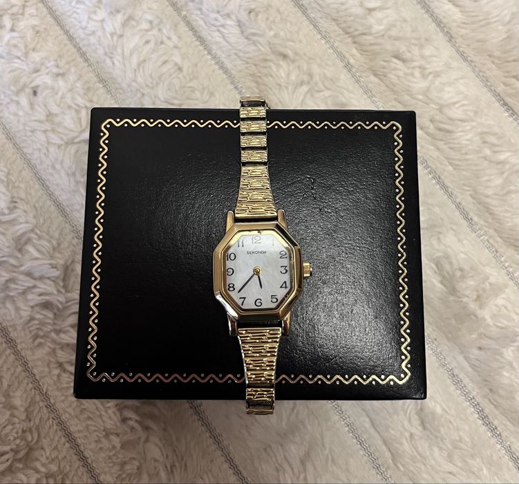 Жіночий годинник Sekonda Easy Reader | Золотий корпус