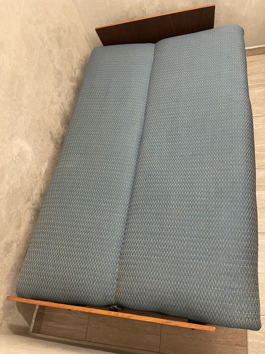 Ліжко полуторне безкоштовно
