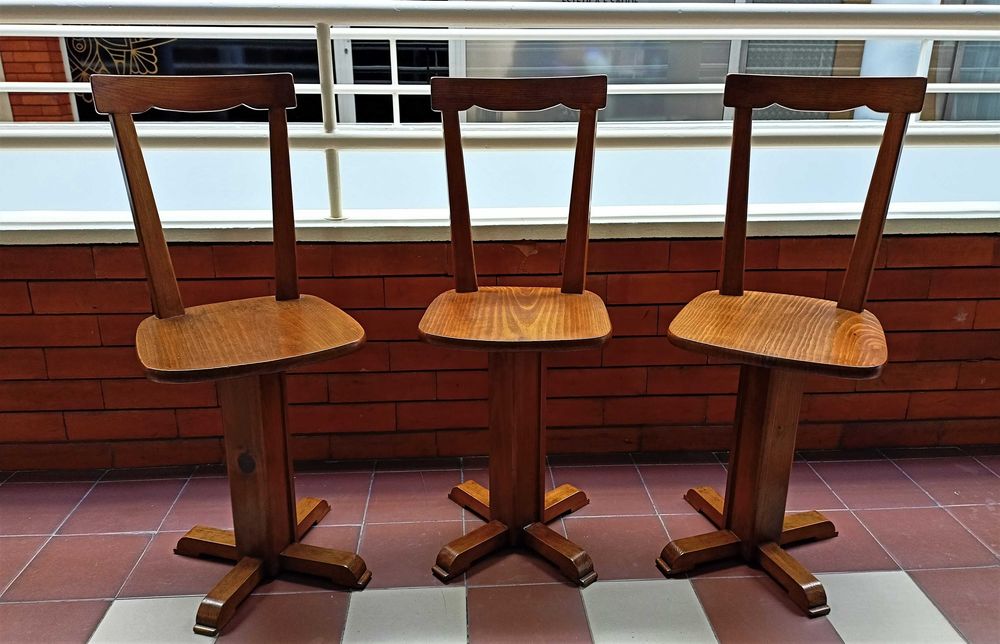 3 Cadeiras Castanho