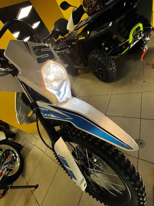 Мотоцикл LONCIN LX 200 GY-8 SX1