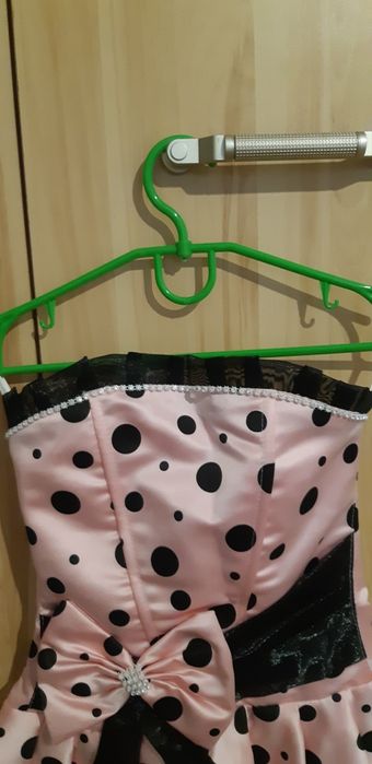 Продам нарядное платье