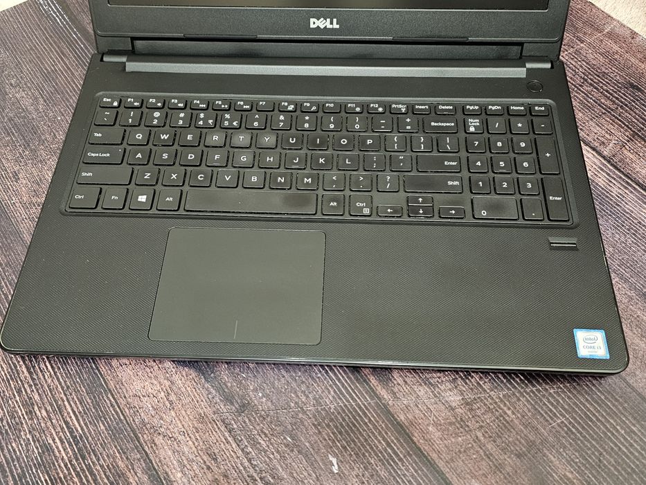 Ноутбук Dell Vostro 3568 (Core i3-6006U/8Gb DDR4/HD Graphics 520/HDD 500Gb/TN FullHD)