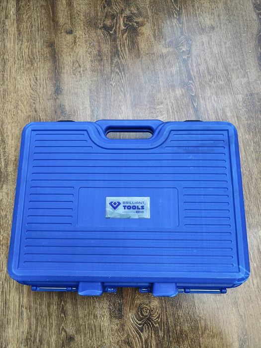 Ściągacz sprzęgieł dwumasowych samonastawnych