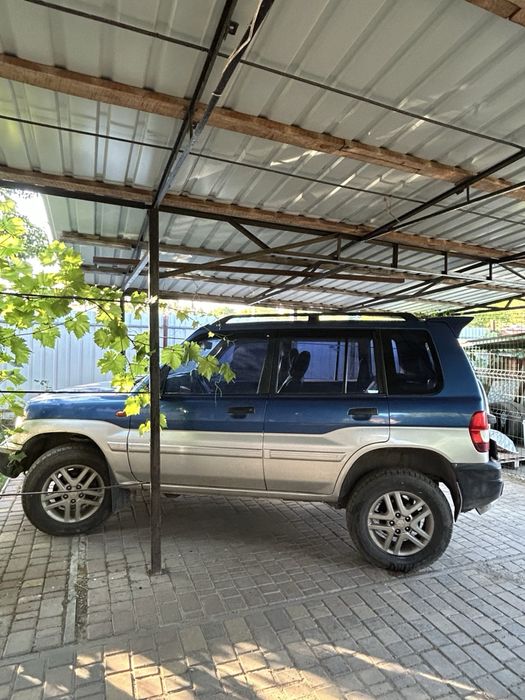 Mitsubishi pajero pinin