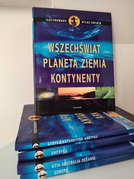 Albumy , seria 5-ciu albumów w twardej oprawie.