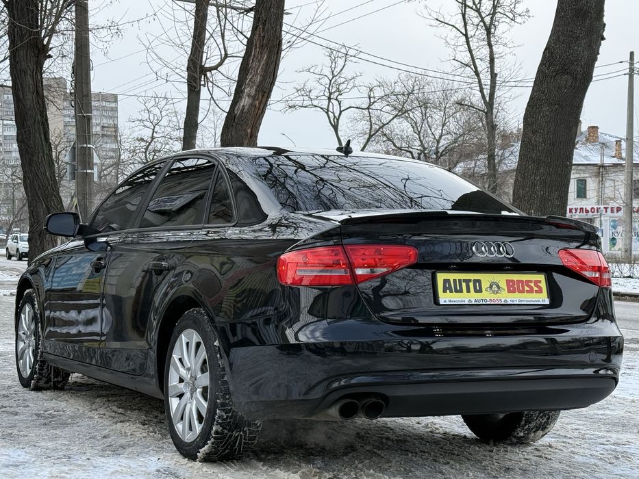 Audi a4 2013рік, 2.0 бензин, повний привід
