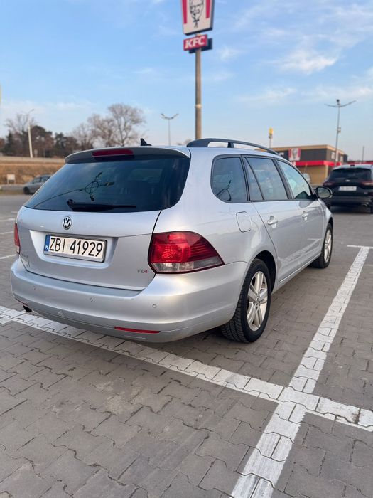Volkswagen Golf VI 1.6 TDI 105 KM MATCH VERSION