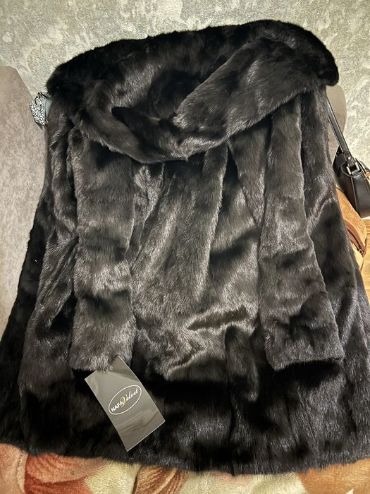 Шиканий норковий халатик HAFA шуба нова, довжина 90 ,  розмір XS-S