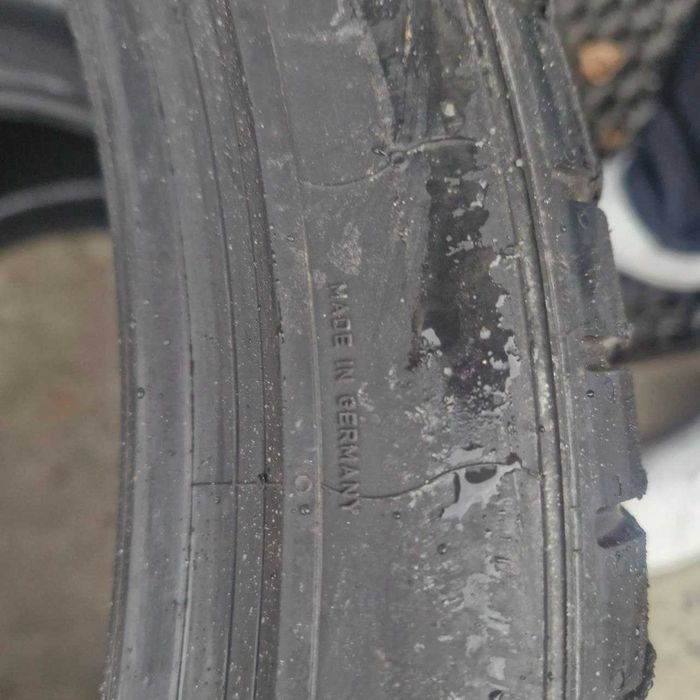 Б/У літні шини Pirelli P Zero Corsa 305/30 ZR21