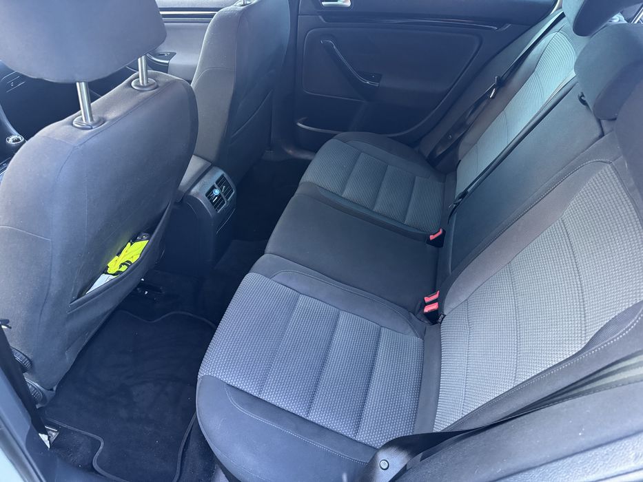 Vw golf 6 kombi  2,0 tdi cr