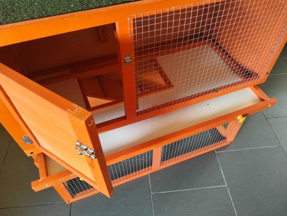 Vendo casa para galinhas/ coelhos nova