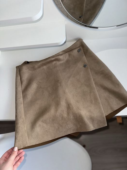 Замшева спідниця шорти Zara