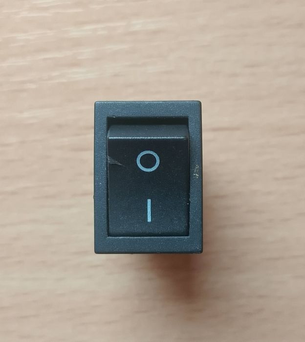 Oprawa ledowa podszawkowa. 230 V. Estetyczna.