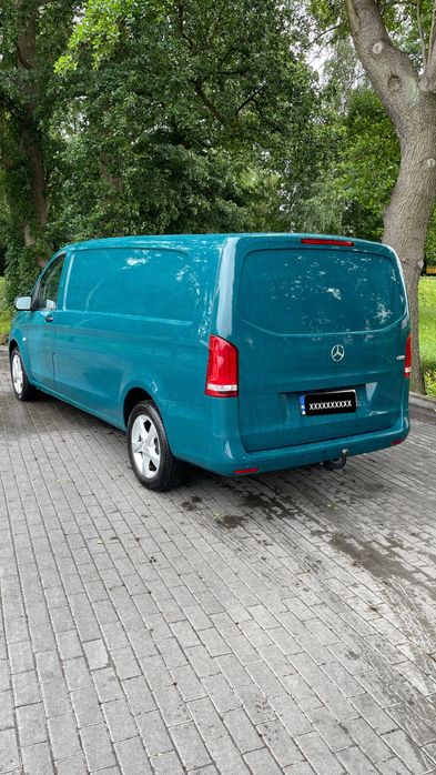 Mercedes vito 114 rok 2023/2024 automat fakt vat full opcja