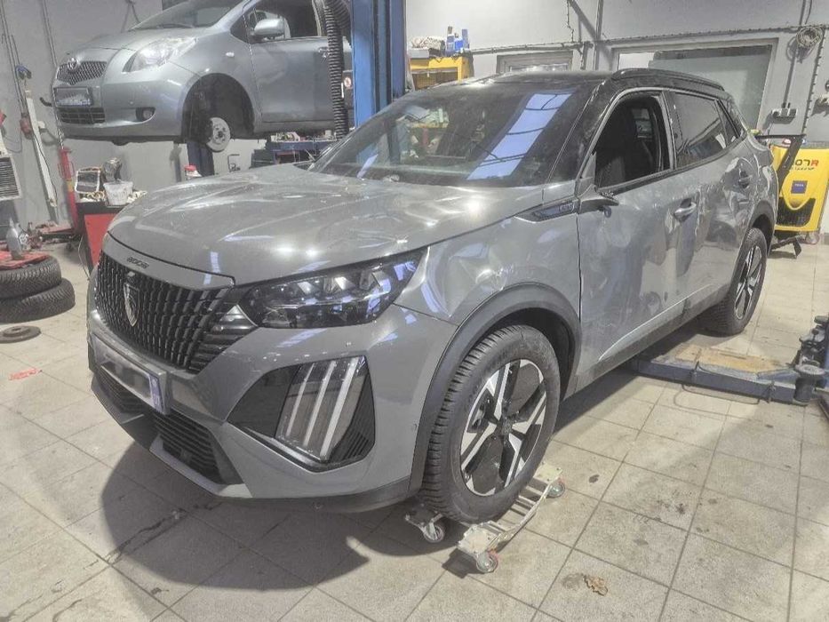 Peugeot 2008 Hybrid GT Line | 2025 | Automat
