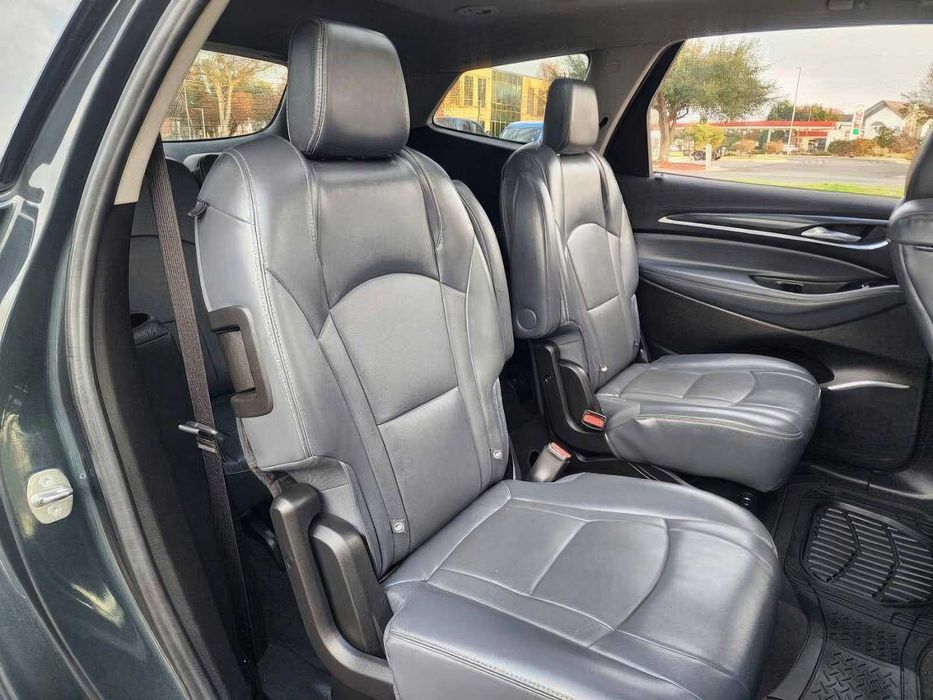 Buick Enclave      2018