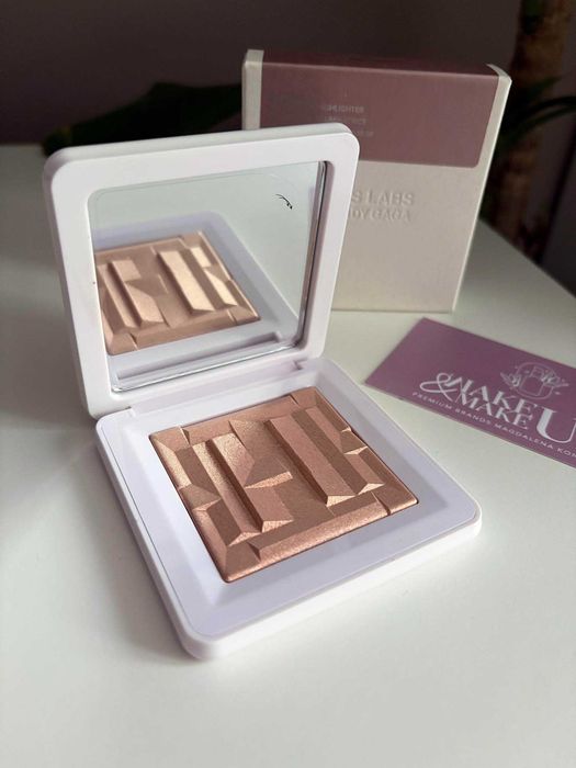 Haus Labs By Lady Gaga Bio-Radiant Gel-Powder Highlighter Peach Quartz