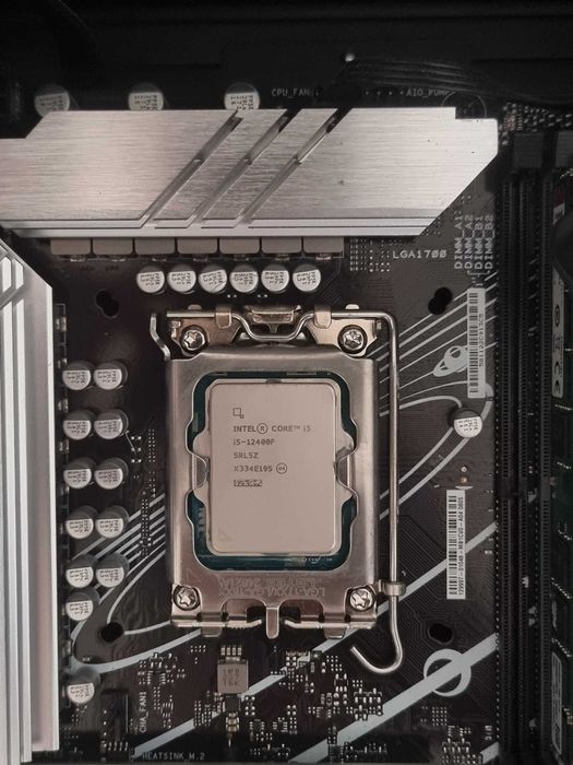 Processador Intel Core i5-12400F + Cooler NZXT T120 RGB
