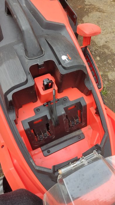 Акумуляторна газонокосарка Dnipro-M DLM 200 BC Dual