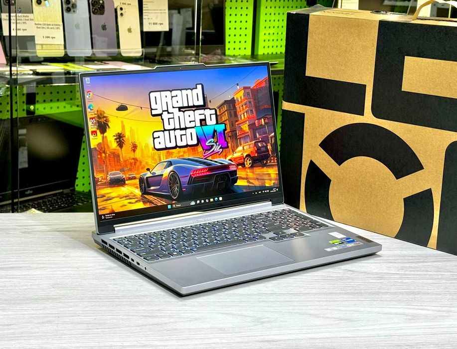 Lenovo Legion Slim 5 16APH8 / RTX 4060 / AMD Ryzen 7 7840Hs / 2K 165Hz