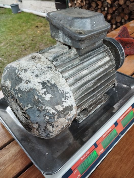 Електродвигун 220/380v Мотор