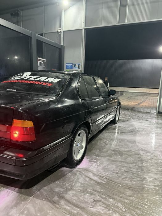 BMW e34 2,5 бензин